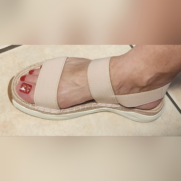 BRAND NEW NEVER WORN COOL PLANET BY STEVE MADDEN SIZE 9 - Picture 6 of 16